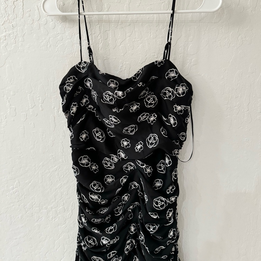 Lush Black White Floral Print Cami Ruched Flutter Mini Dress S - Picture 3 of 12